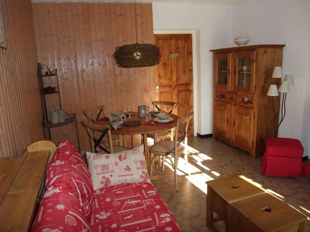 Le Domaine Du Grand Cellier Gites Appartement En Savoie Tournon Номер фото